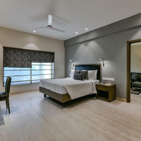 Sun-N-Sand Suites, شيردي المظهر الخارجي الصورة